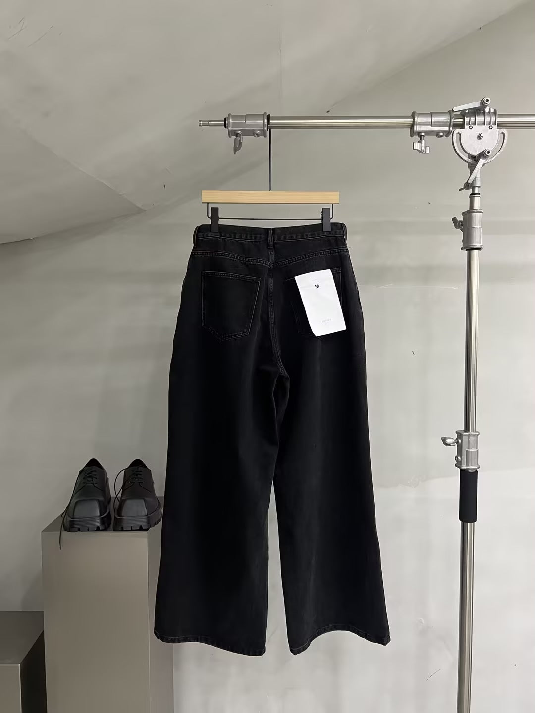Dark-Wash Relaxed Wide-Leg Jeans