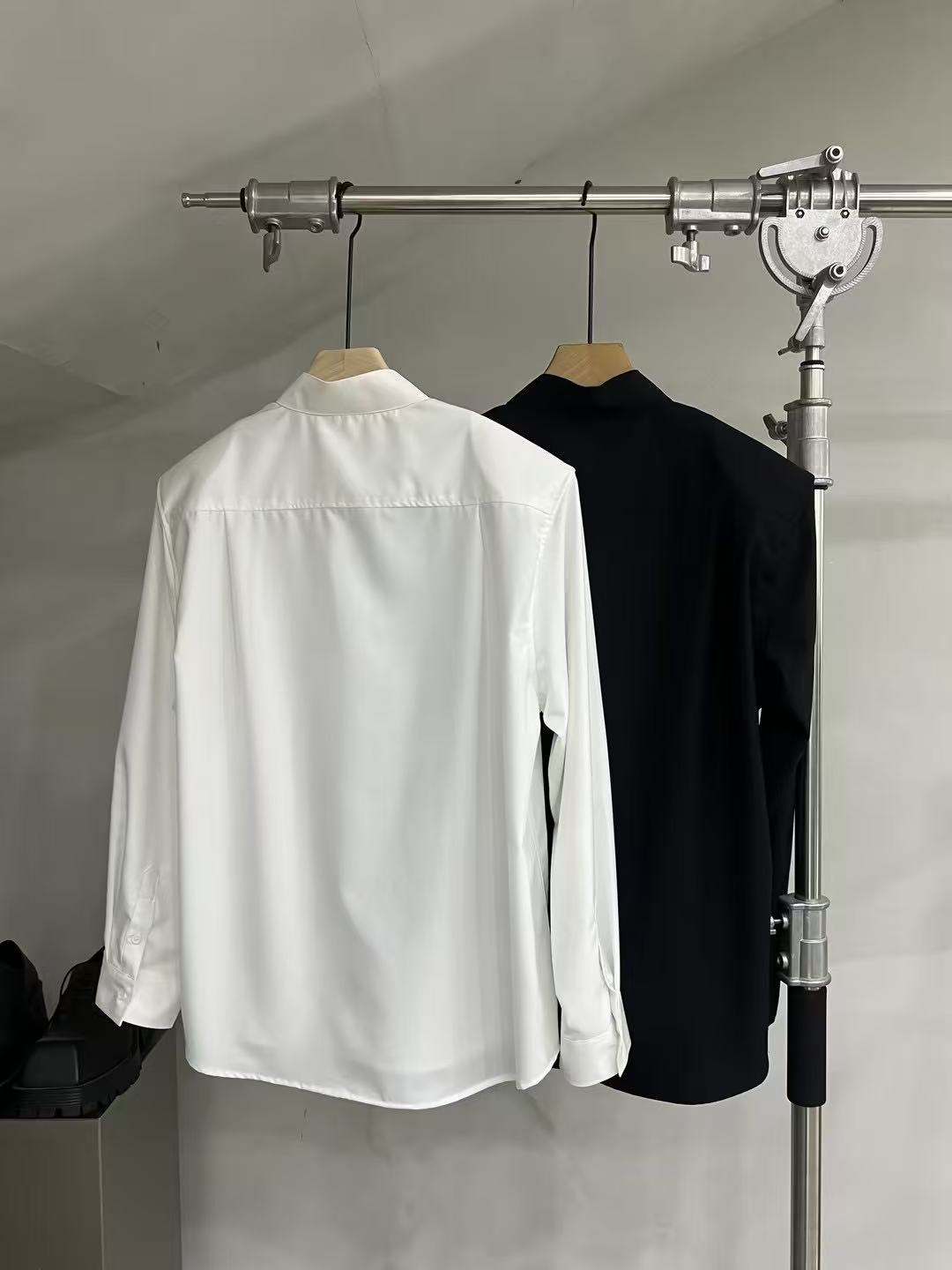 Clean Mandarin-Collar Relaxed Shirt