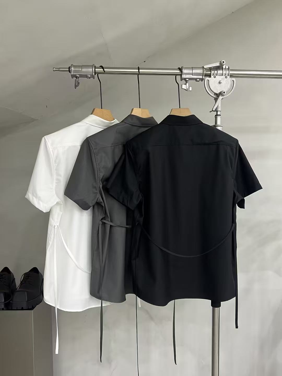 Relaxed Short-Sleeve Button-Up Shirt