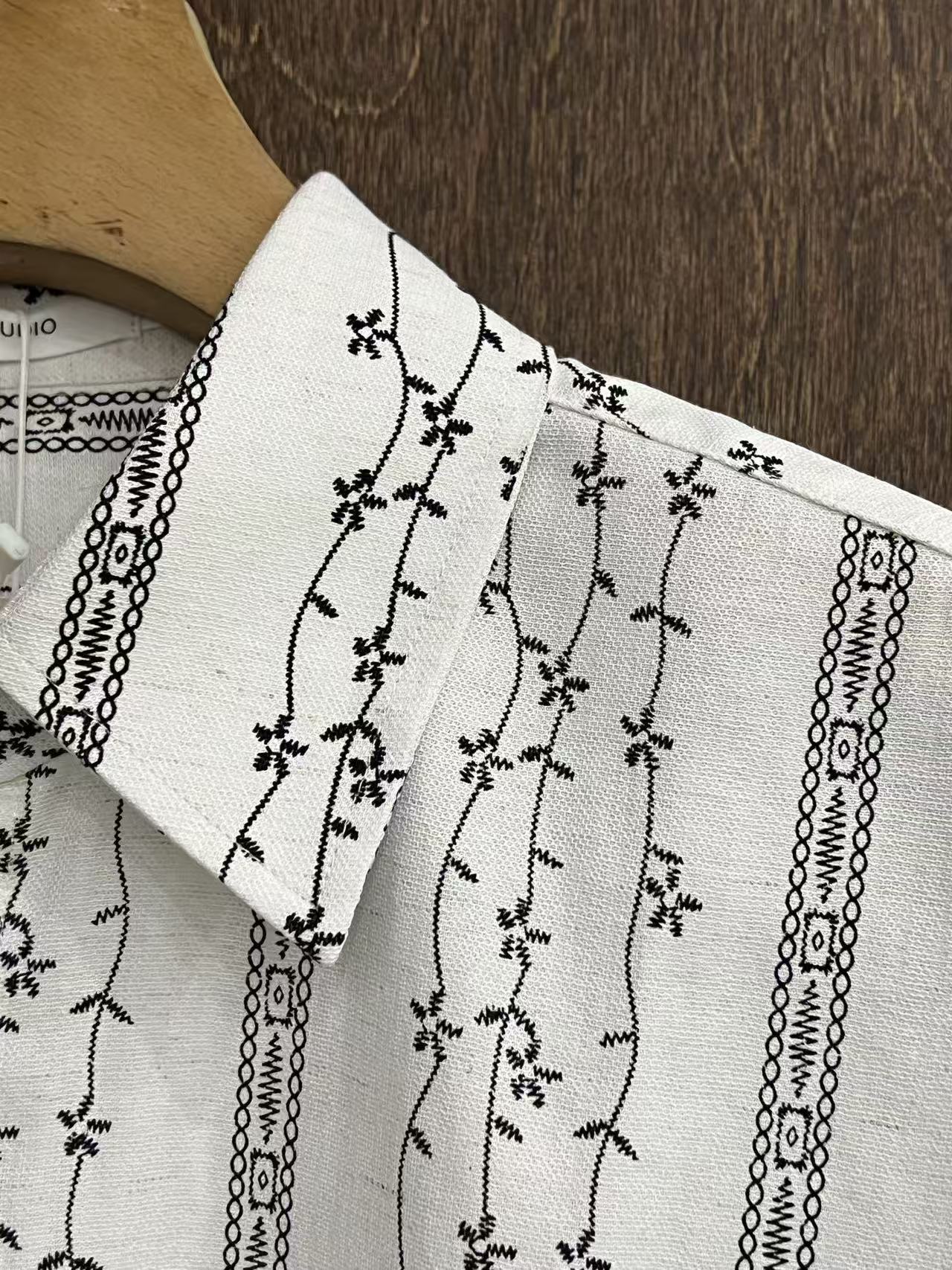 Embroidered Vine Stripe Long-Sleeve Shirt