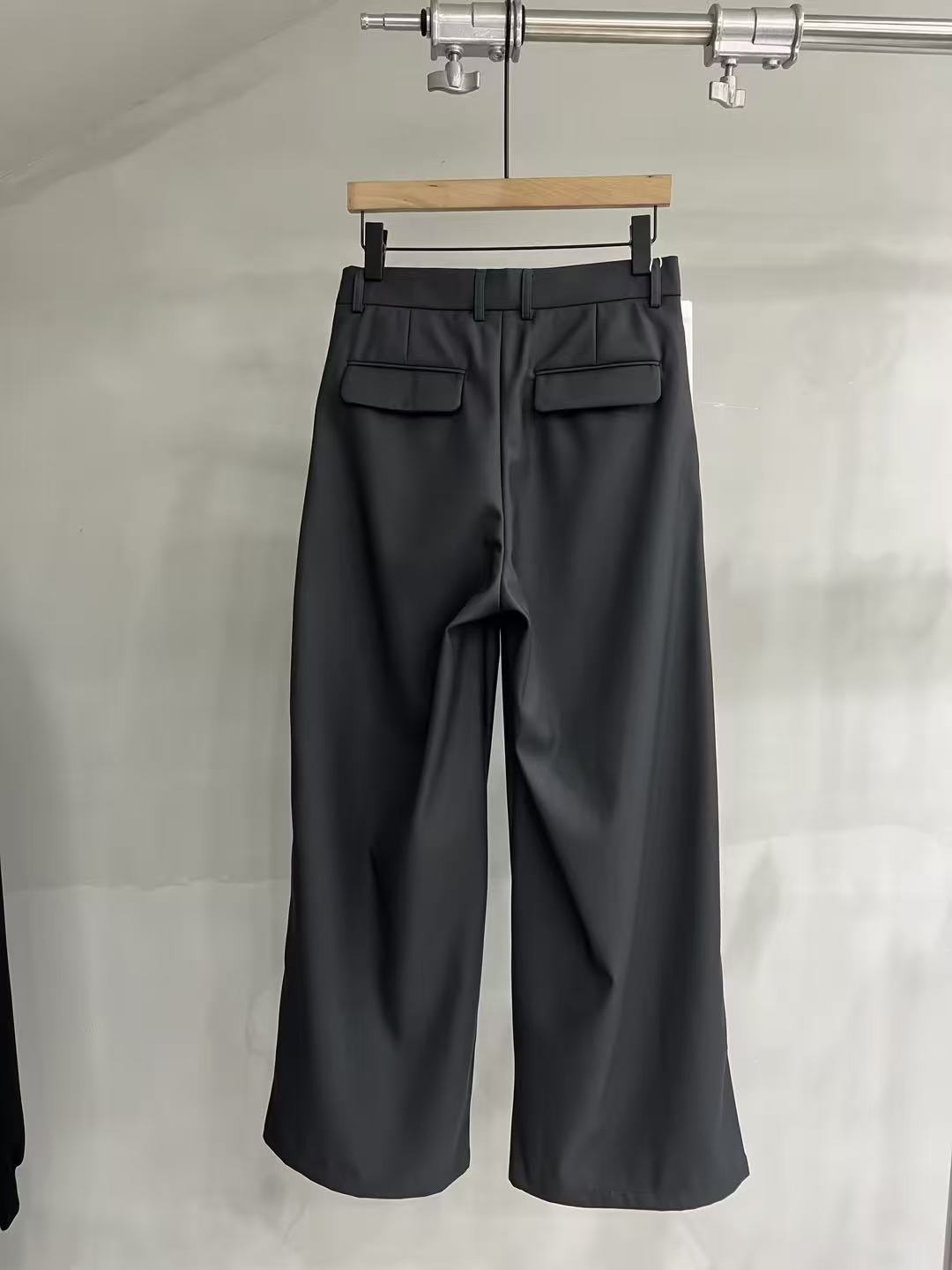 Wide-Leg Tailored Trousers