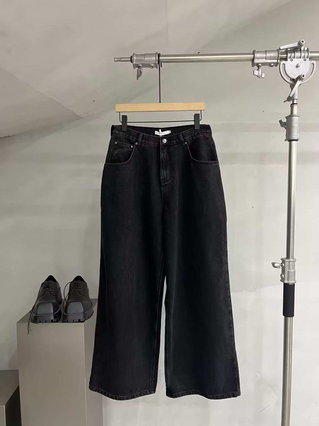 Dark-Wash Relaxed Wide-Leg Jeans