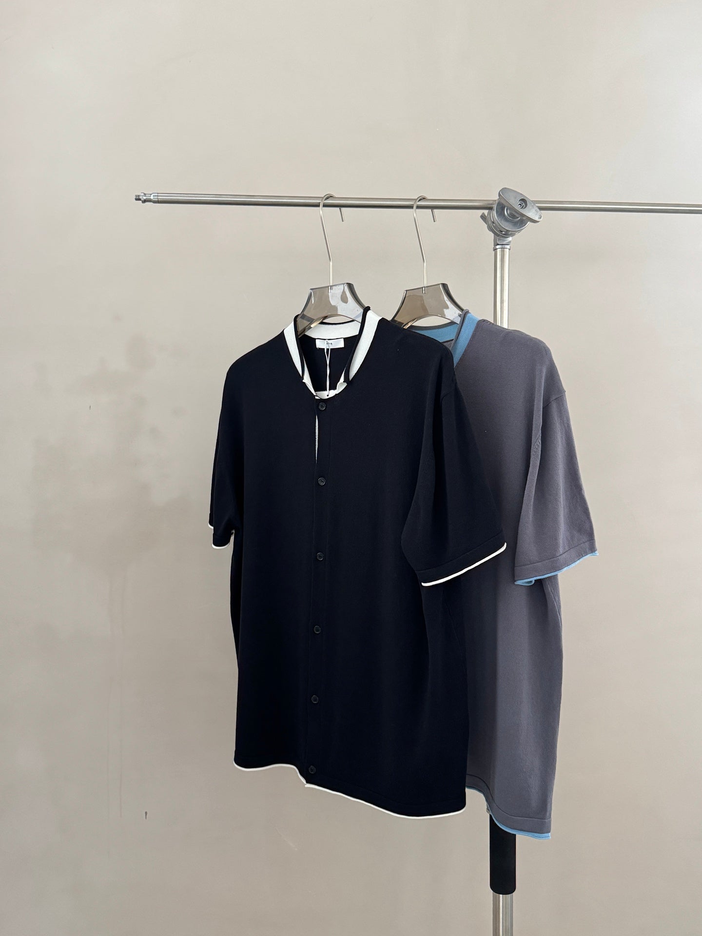 Contrast-Trim Short Sleeve Knit Cardigan