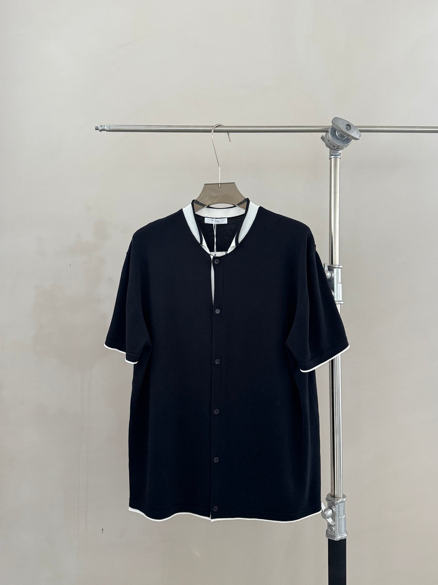 Contrast-Trim Short Sleeve Knit Cardigan