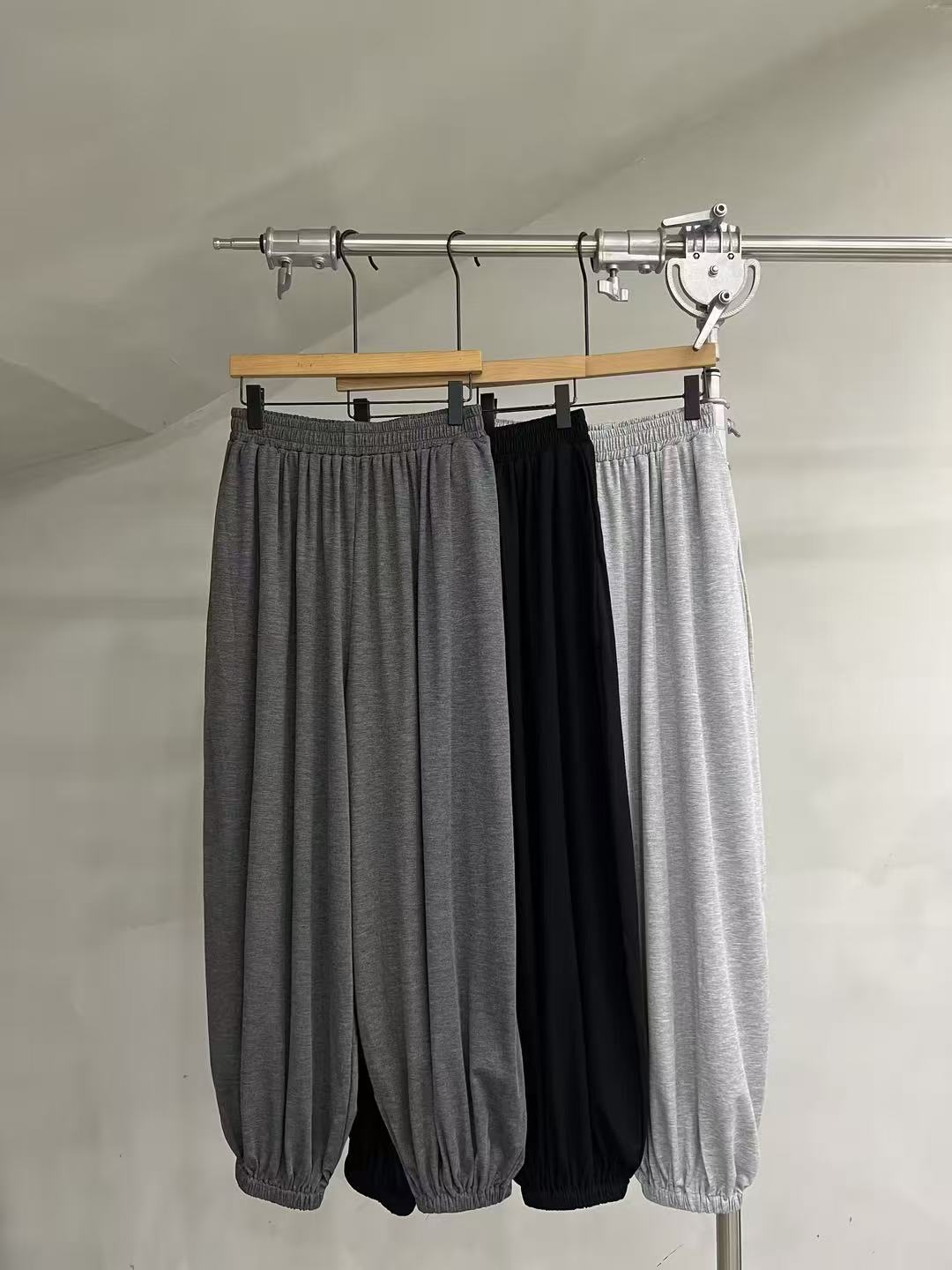 Relaxed Drape Elastic-Hem Pants