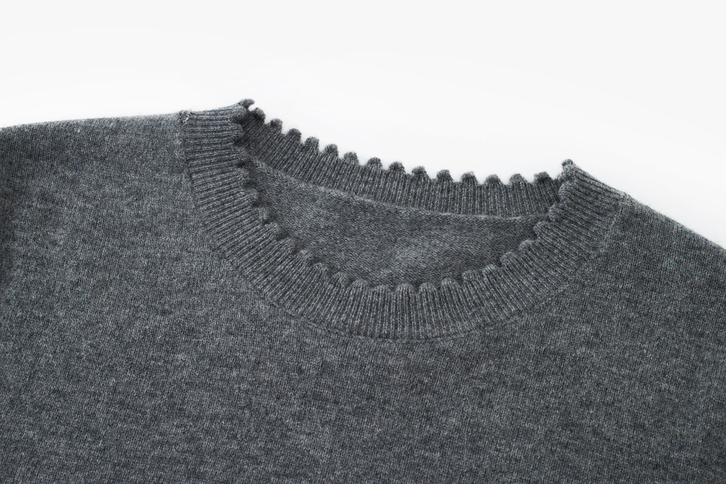 Fleur Edge Wool Crew