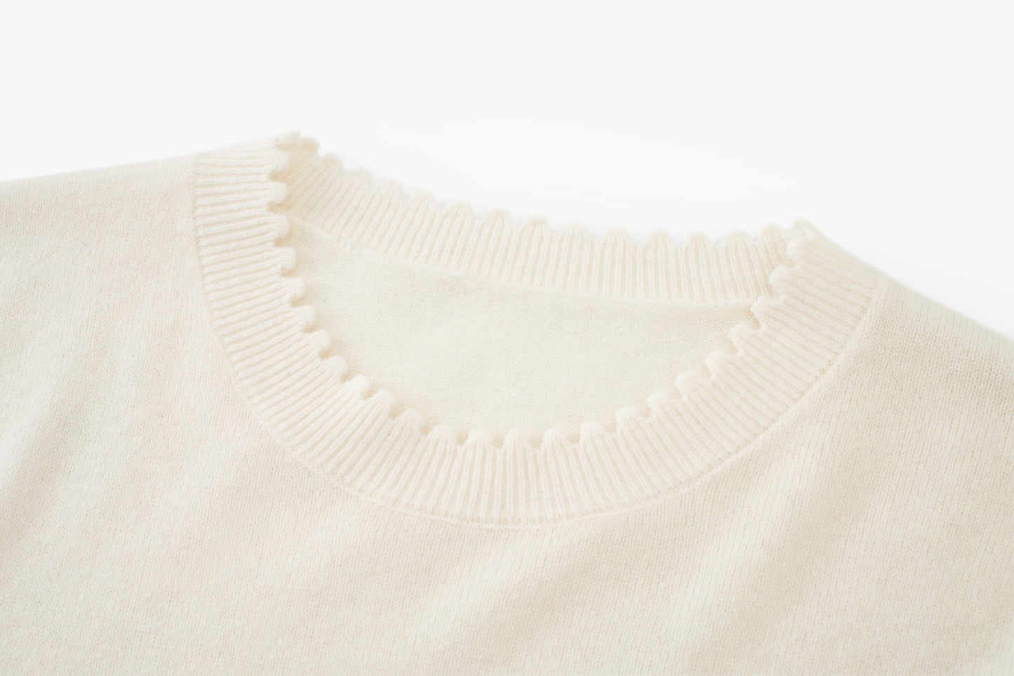 Fleur Edge Wool Crew