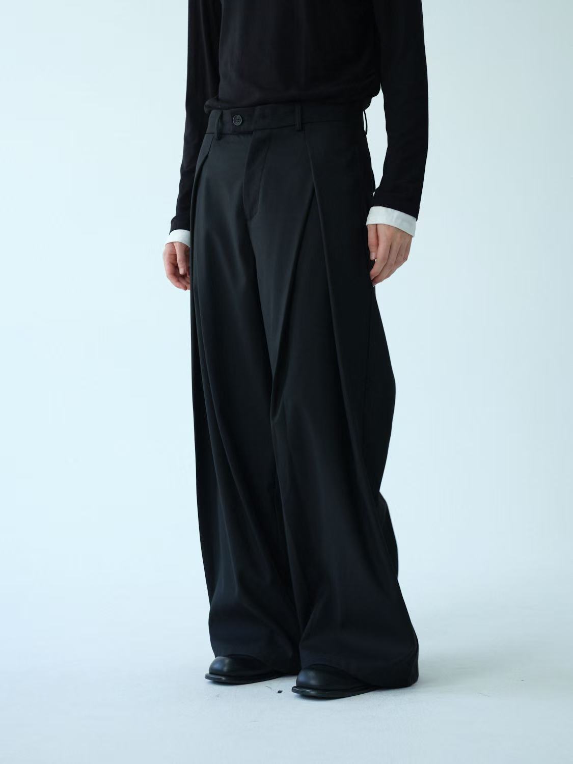 Wide-Leg Tailored Trousers