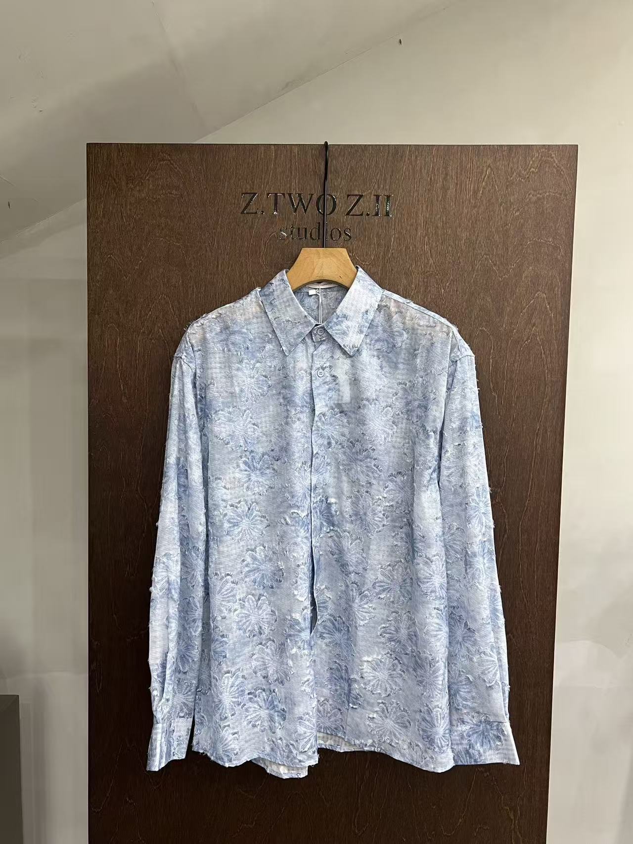 Washed Floral Texture Long-Sleeve Shirt