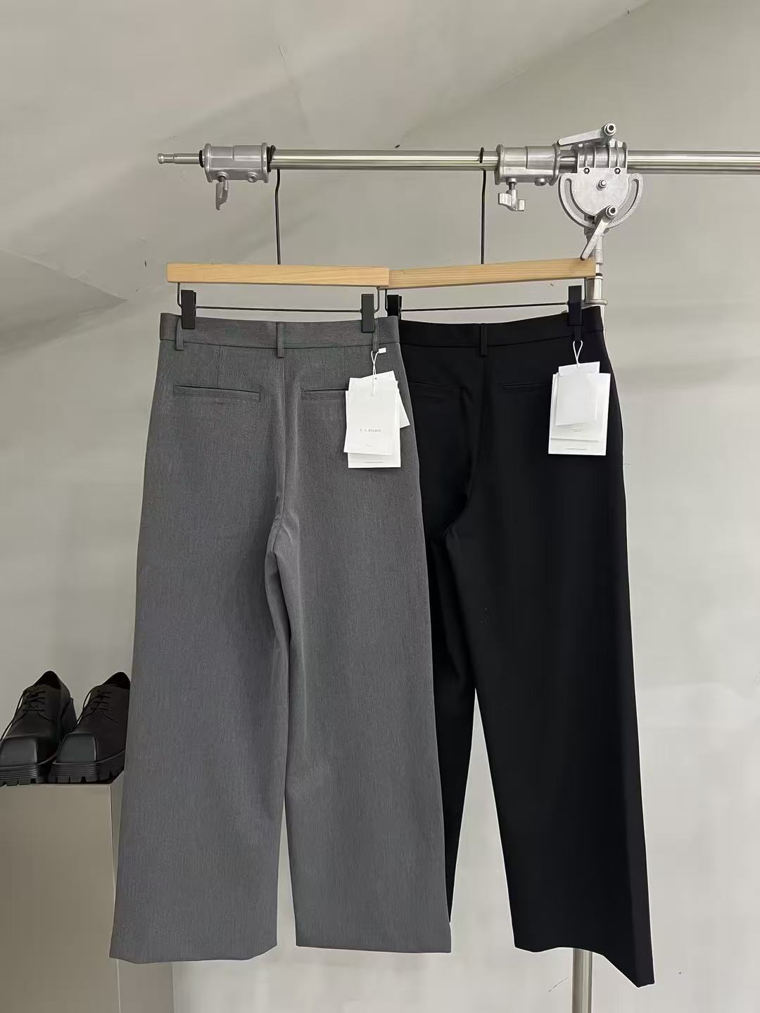 Tailored Wide-Leg Crease Trousers