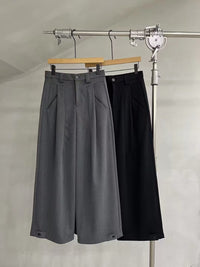 Pleated Relaxed Cropped Wide-Leg Trousers