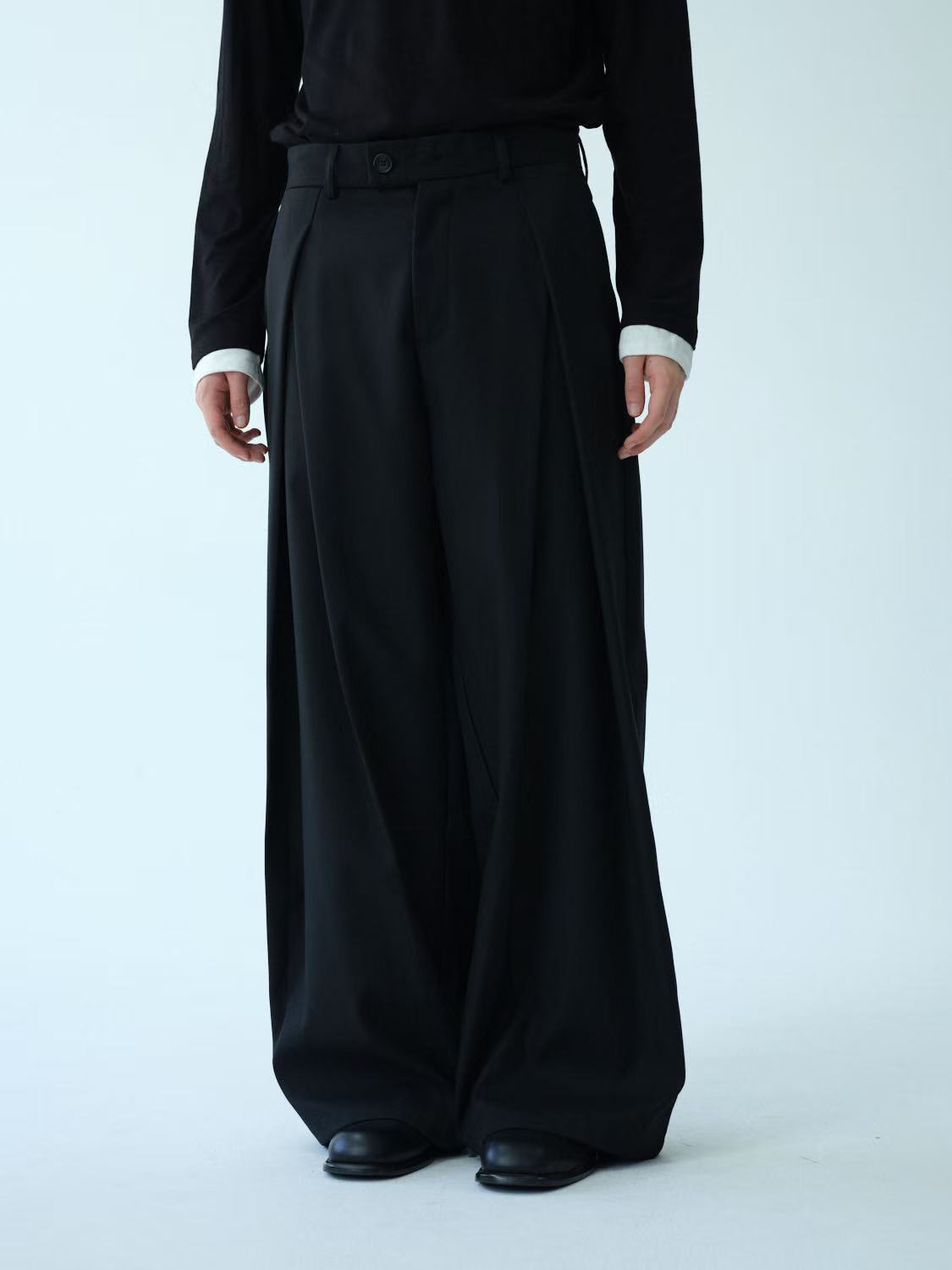 Wide-Leg Tailored Trousers
