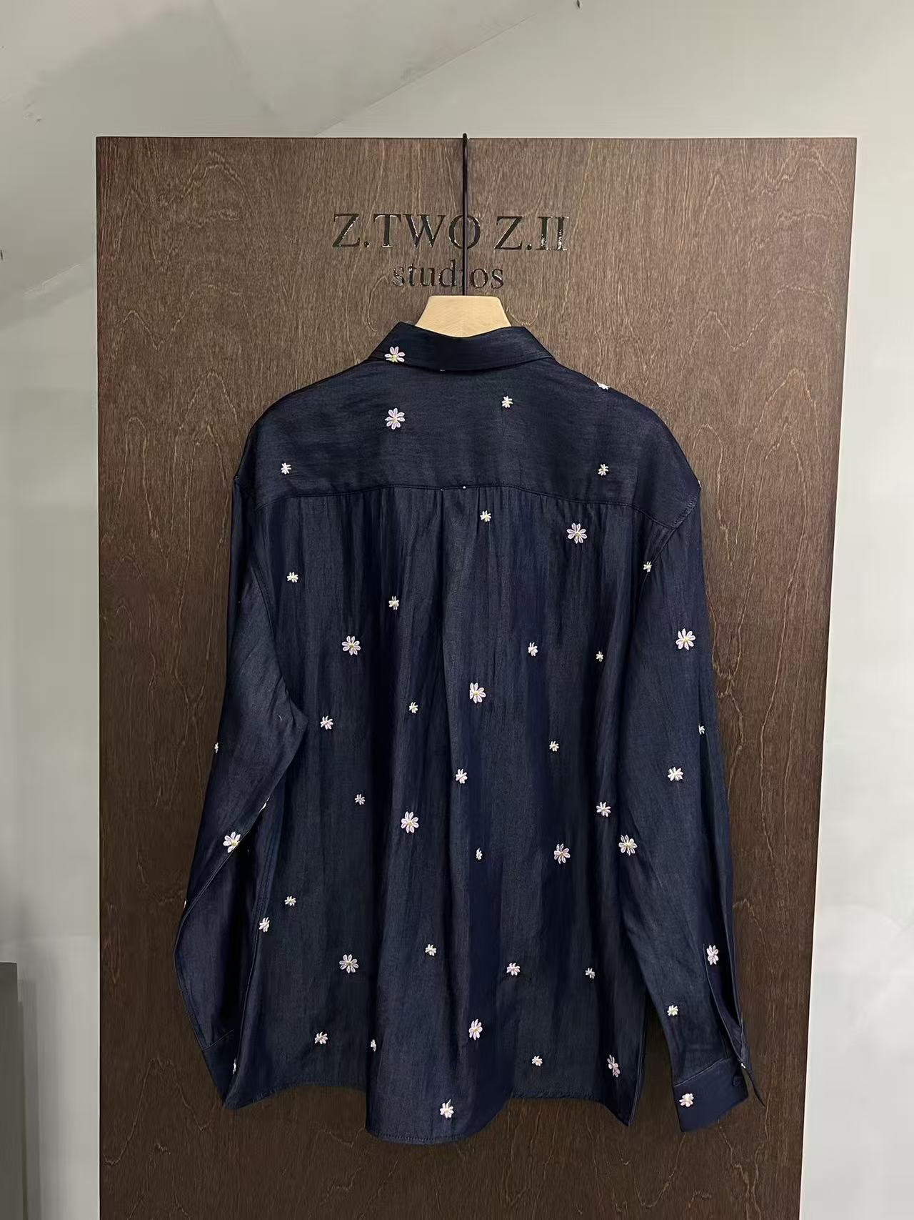 Embroidered Daisy Relaxed Shirt