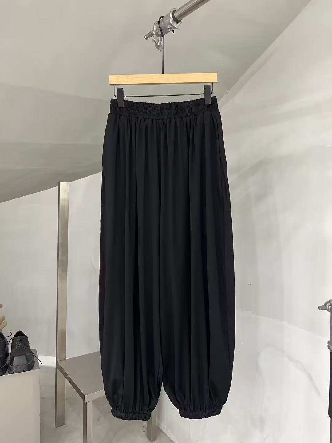 Relaxed Drape Elastic-Hem Pants