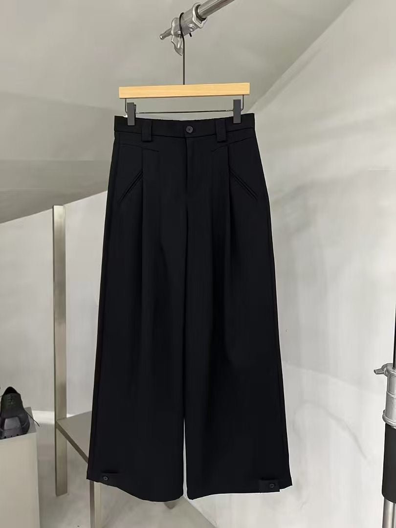 Pleated Relaxed Cropped Wide-Leg Trousers