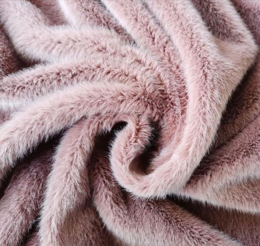 Specialty animal fibres