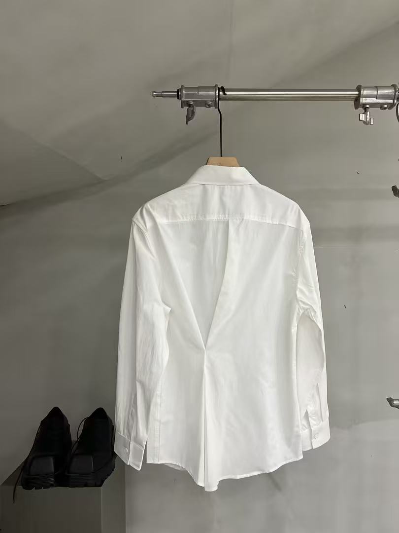 Relaxed Hidden-Placket Long-Sleeve Shirt