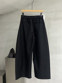 Clean Wide-Leg Tailored Trousers