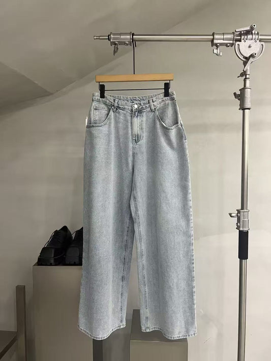 Light-Wash Relaxed Wide-Leg Jeans