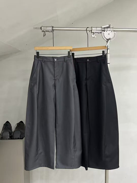 Clean Wide-Leg Tailored Trousers